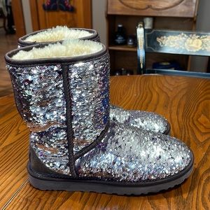 Limited edition Silver/Purple UGG Boots Size 7
